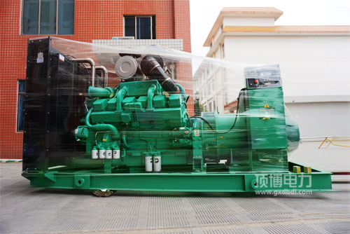 广西国三400KW玉柴发电机组技术参数型号YC6T660-D31