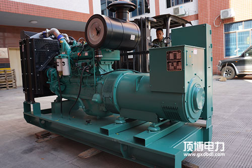 柴油发电机组维护时添加加水箱宝是什么?