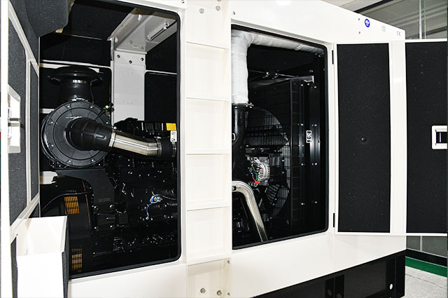 康明斯328kW静音箱式柴油发电机组2